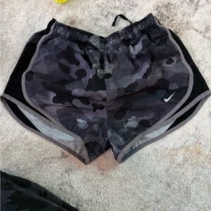 Nike Women's Gray Camo Athletic Shorts